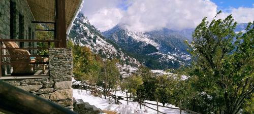 Lodge Cafe Buransh