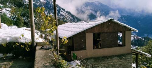 Lodge Cafe Buransh