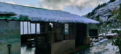Lodge Cafe Buransh