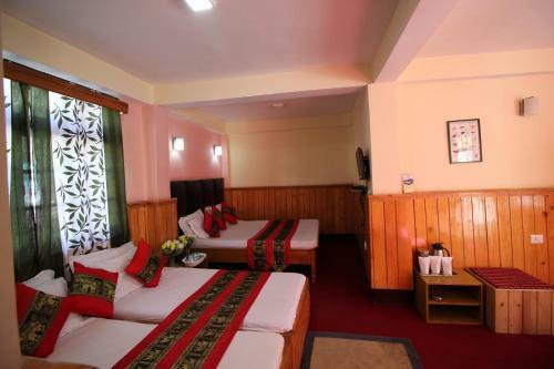Hotel Delight Royal Lachung