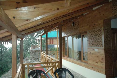 Lodge Pangot Retreat