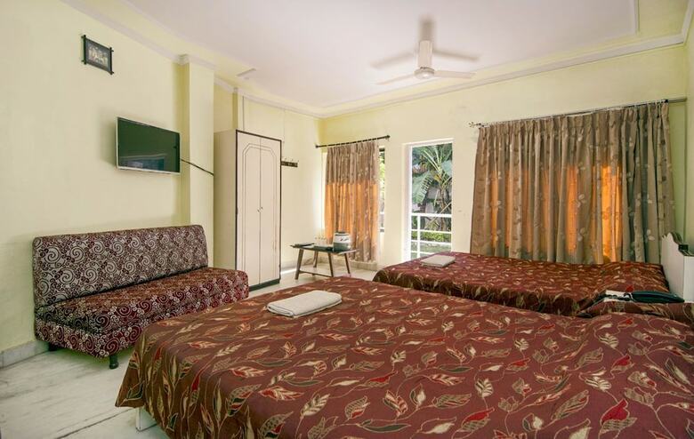 Hotel Dolphin