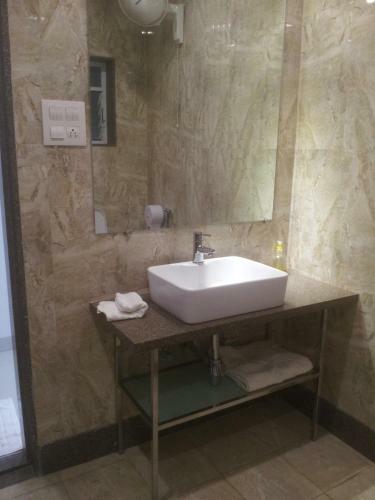 Saffron Hotel Jalna