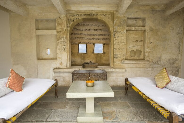 Hotel Raas Devigarh