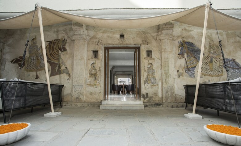 Hotel Raas Devigarh