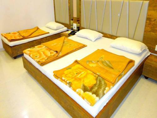 Hostal Hotel Sunrise Palace By Sky Stays