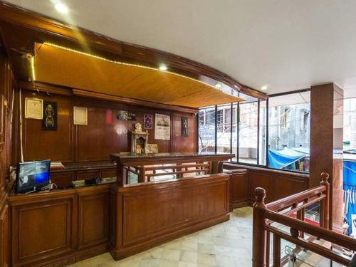 Hostal Hotel Sunrise Palace By Sky Stays