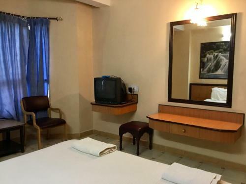 Hotel Chaitanya International