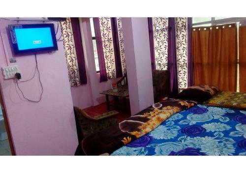 Ishwari Narayani Hotel