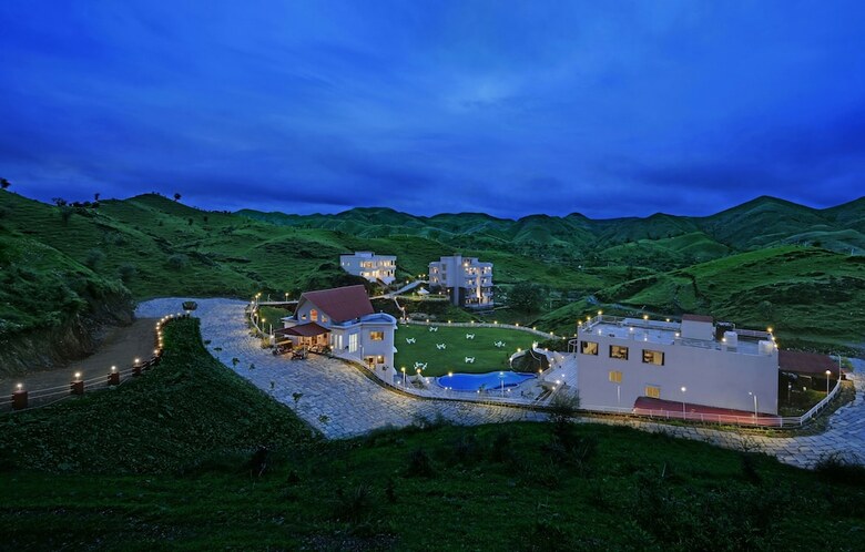 Hotel Kanj Ayaan Resort