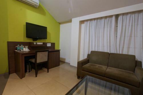 Hotel Golden Amoon Resort