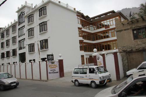 Royal Gasho Hotel