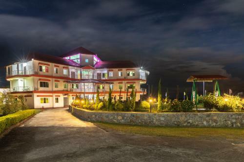 Hotel La Vue Resort