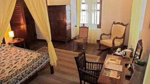 Hotel Neemrana's - Bungalow On The Beach
