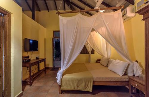 Lodge Saffronstays Villa 270