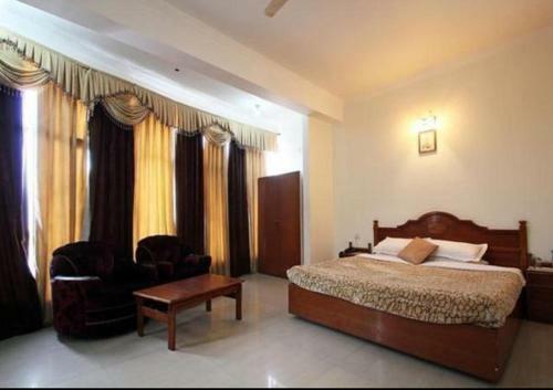 Hotel Neel Kanth