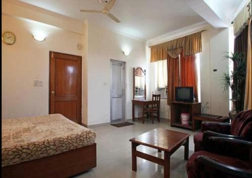 Hotel Neel Kanth