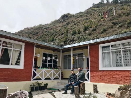 Ourguest Lachung Homestay