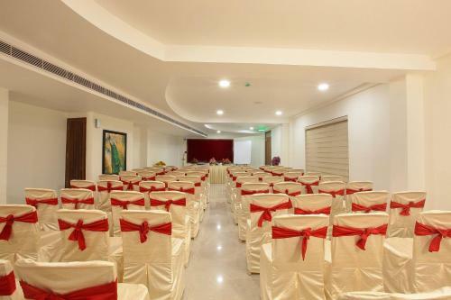 Hotel Rohini International