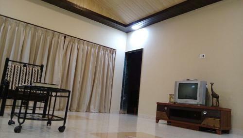 Parijat Holiday Home