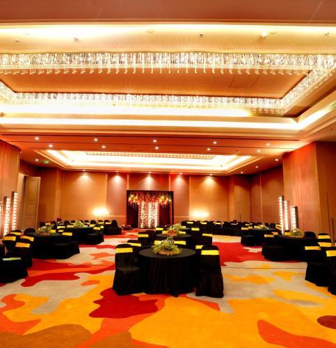 Hotel The Amaya Resort Kolkata Nh6