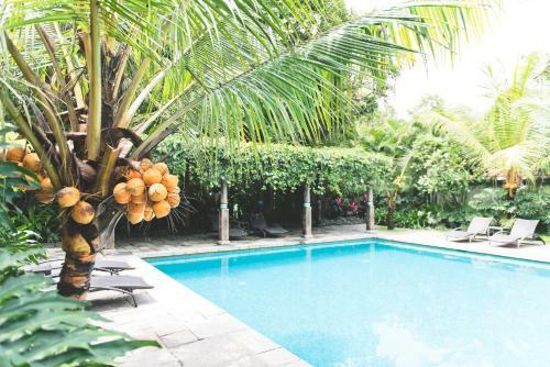 Villa Indian Summer House