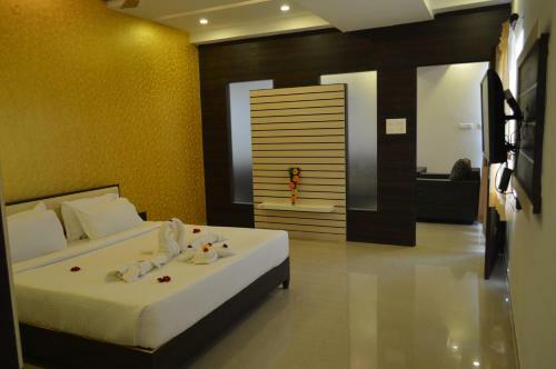 Hotel Ambai Grand