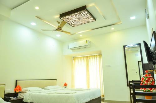 Hotel Ambai Grand