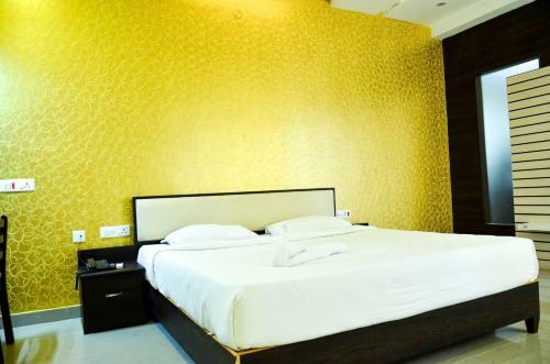 Hotel Ambai Grand