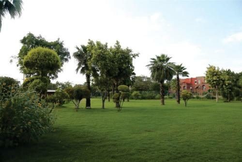 Hotel Magsons Resorts Vrindavan