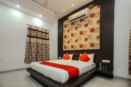 Oyo 19456 Hotel Shagun Palace