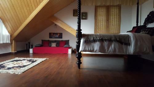 Bed & Breakfast Khanabadosh