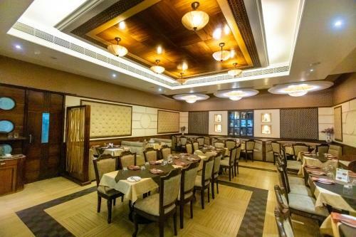 Hotel Express Inn Thane