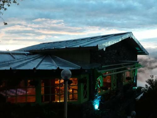 The Oak Trails Eco Lodge