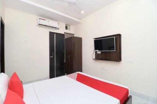 Hotel Oyo 18476woods Inn