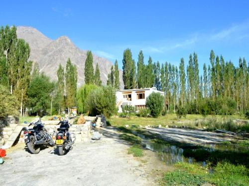 Hotel Beyond Stay - Lharje Resort