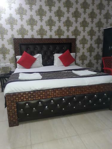 Hostal Aerocity Hotel Ashoka Palace
