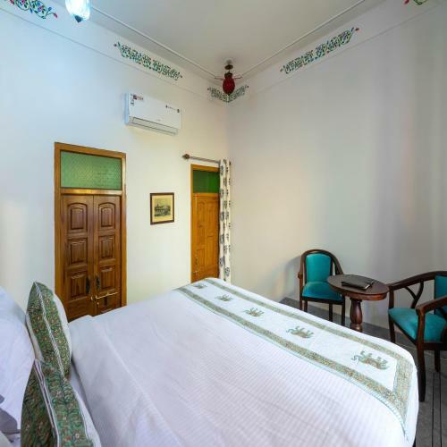 Haveli Gokul Niwas