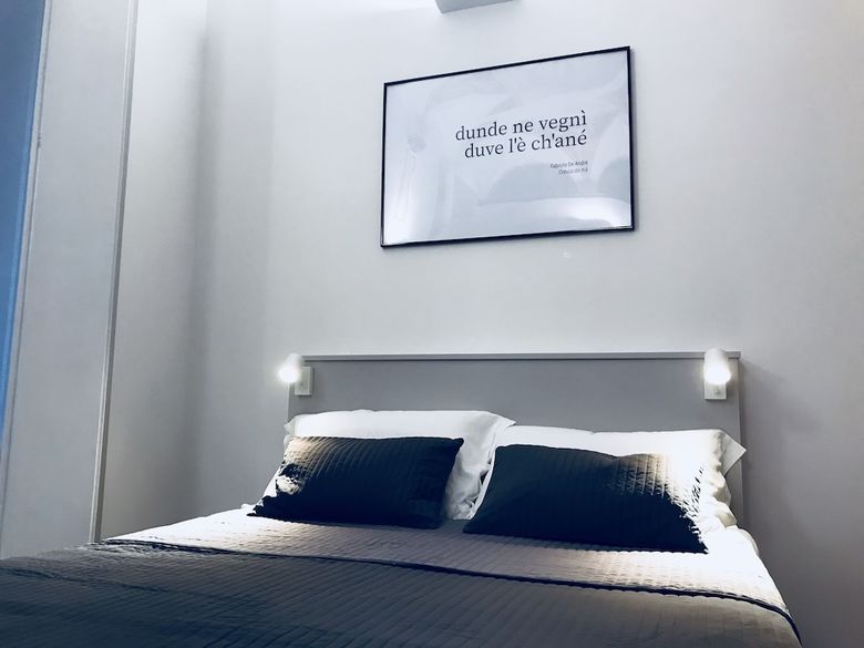 Hostal Genova Suite Art