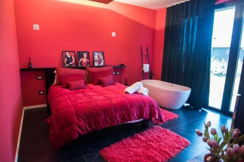 Hotel Secret Room