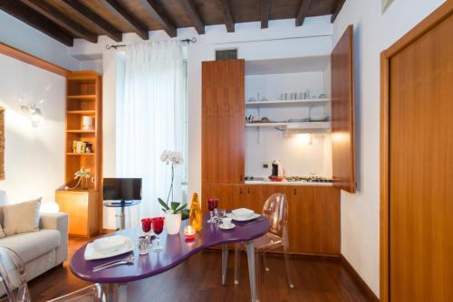 Carpoforo Apartment