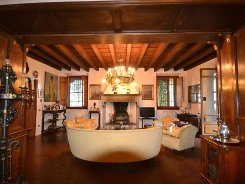 Charming Villa In Tuscany With Swimming Pool
