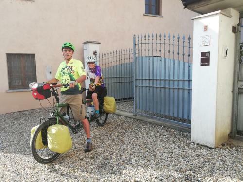 Hostal B&B L'ape In Corte