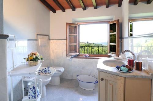 Corte Tognetti Villa Sleeps 30 Pool Wifi