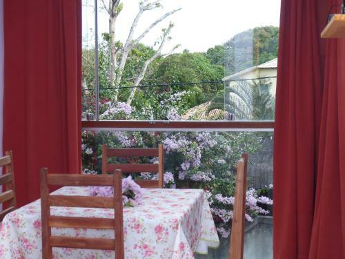 Hostal Pangea Tropical Pousada