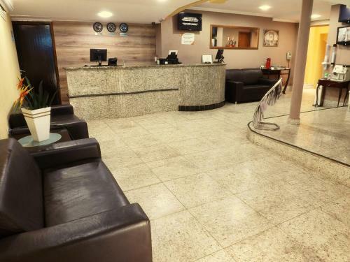 London Royal Hotel