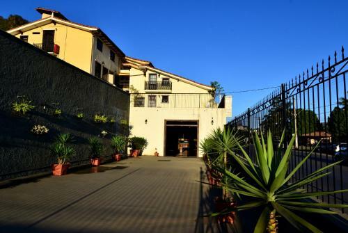 Boroni Palace Hotel