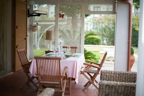 Villa In Athena Resort