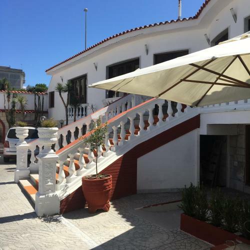 Hostal Residence R&b Tyrrhenum