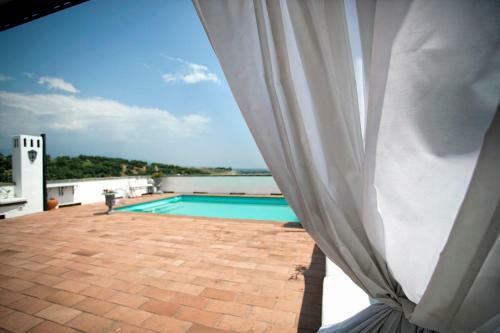 Agroturismo Castello Di Serragiumenta